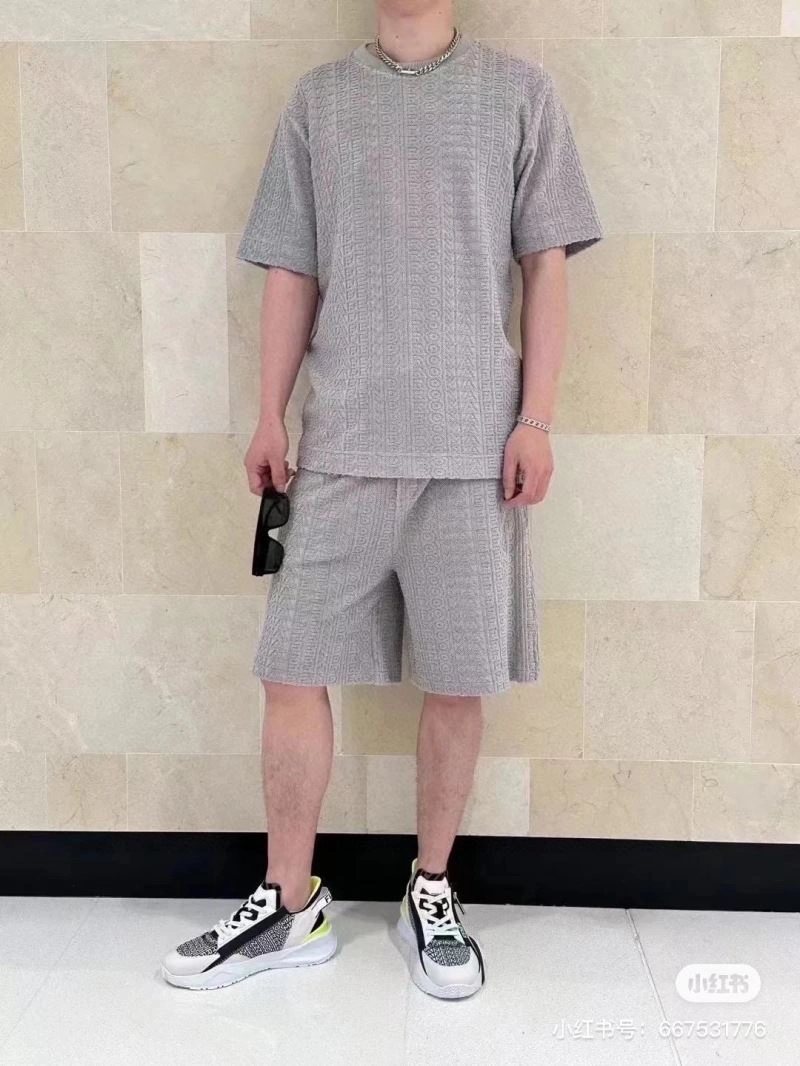 WellDesigned Fendi T-Shirts 123081
