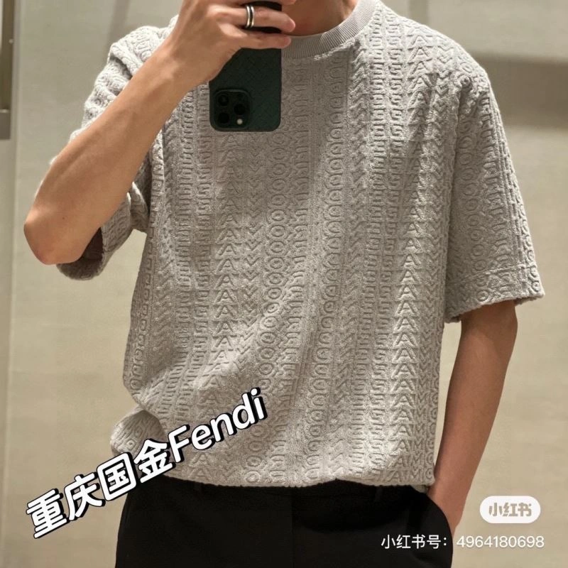 WellDesigned Fendi T-Shirts 123081