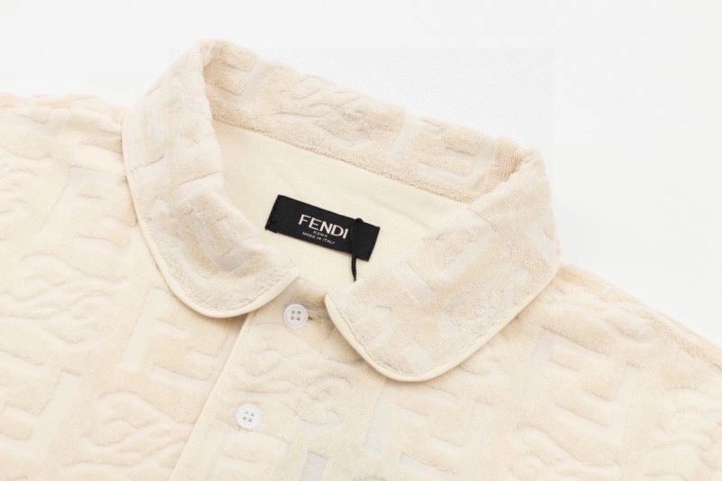 Unisex Fendi T-Shirts 123073