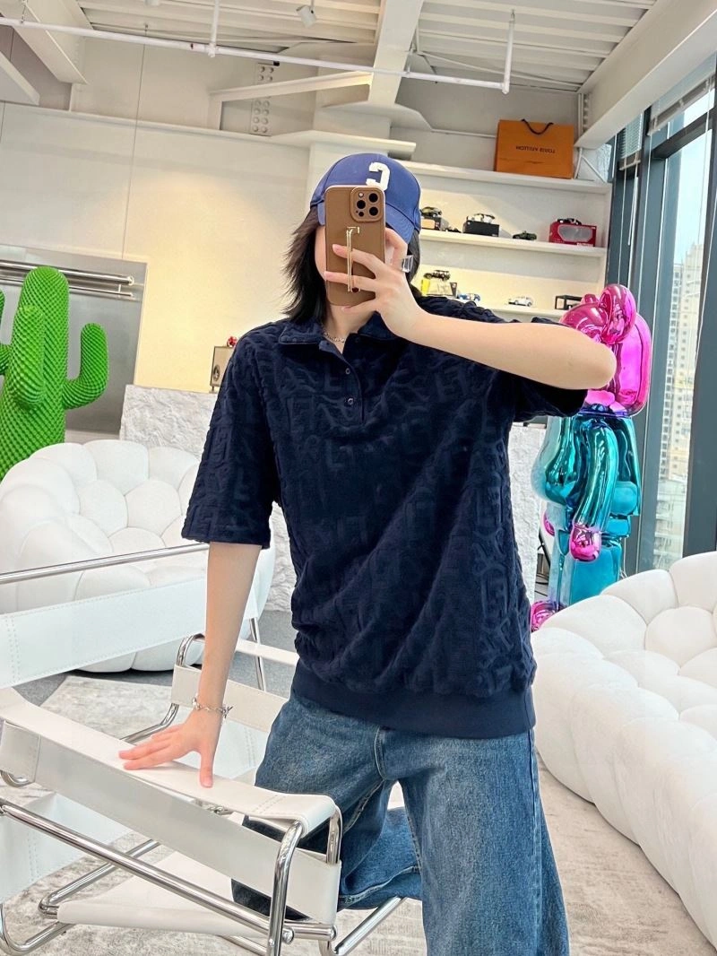 Unisex Fendi T-Shirts 123073