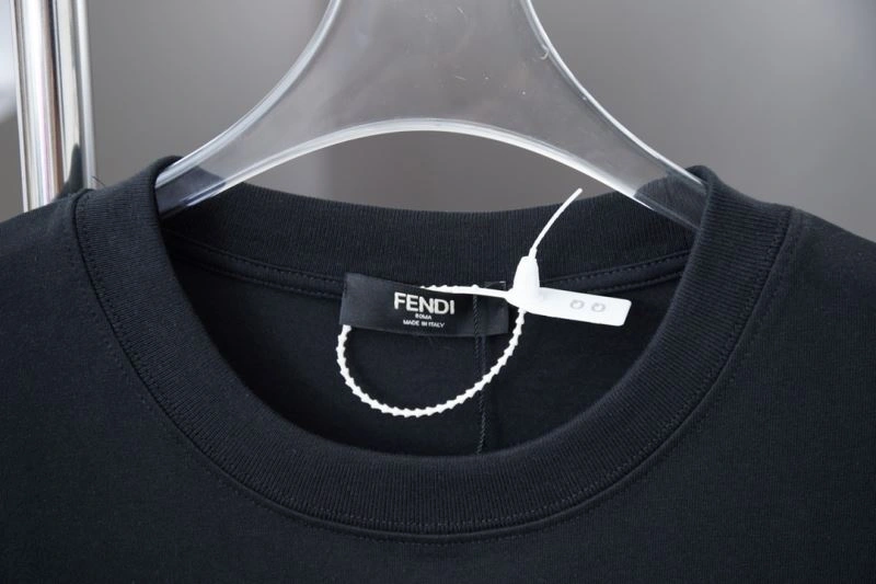 Fendi T-Shirts WrinkleFree 123076