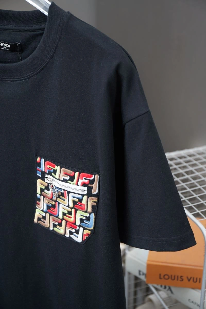 Timeless Fendi T-Shirts 123074