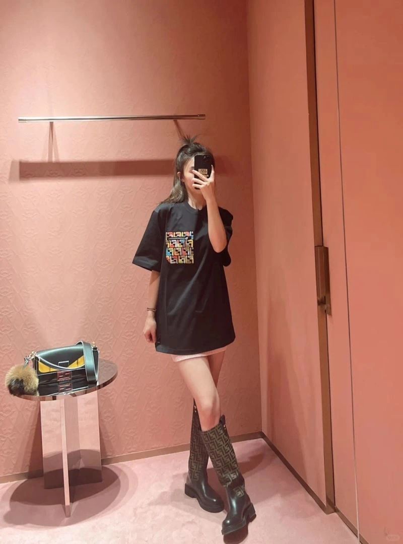 Timeless Fendi T-Shirts 123074