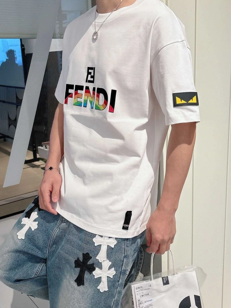 Fendi T-Shirts ComfortFit 123075