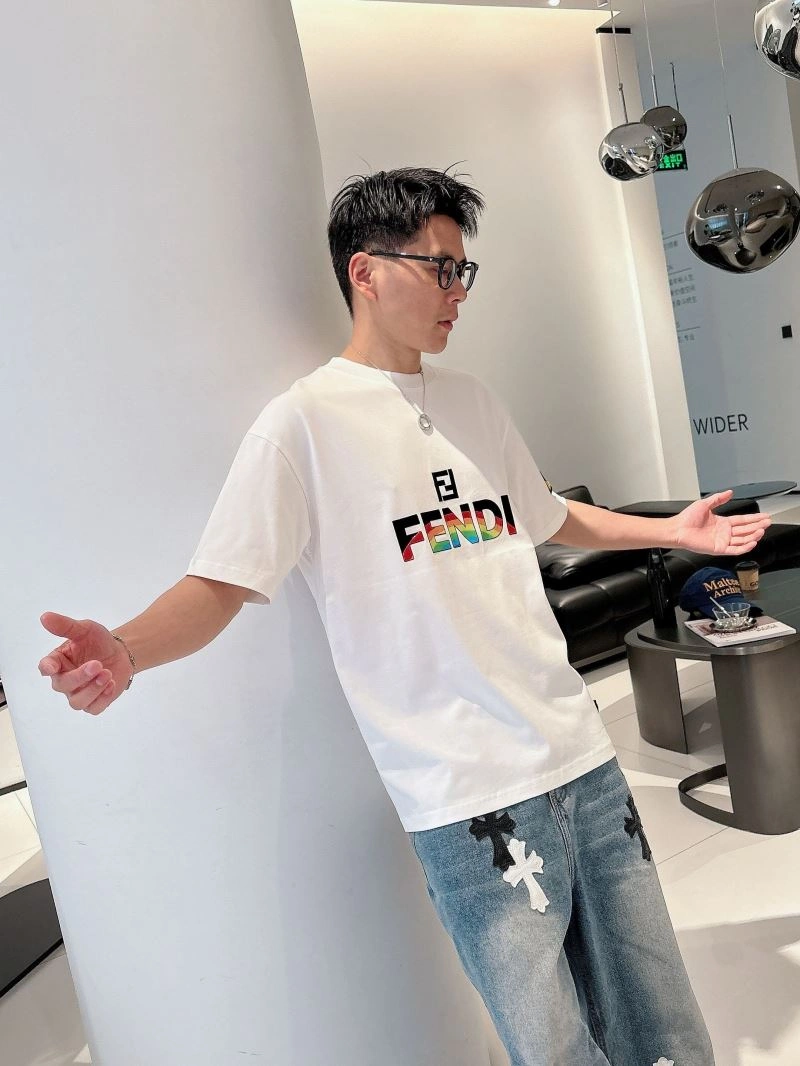 Fendi T-Shirts ComfortFit 123075