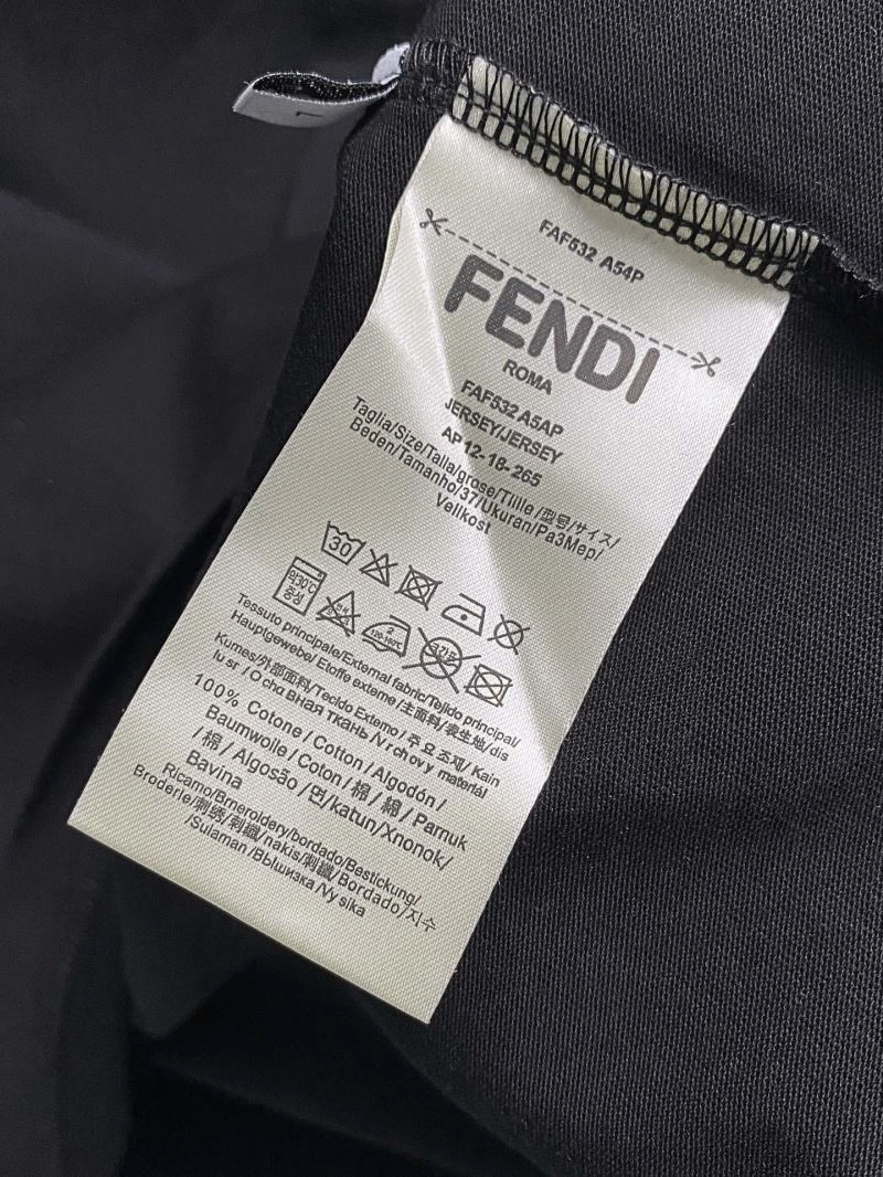 Fendi T-Shirts WrinkleFree 123070