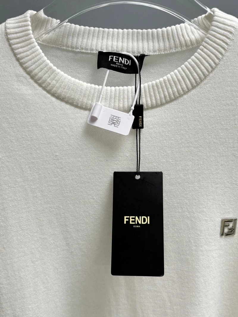 Lightweight Fendi T-Shirts 123062