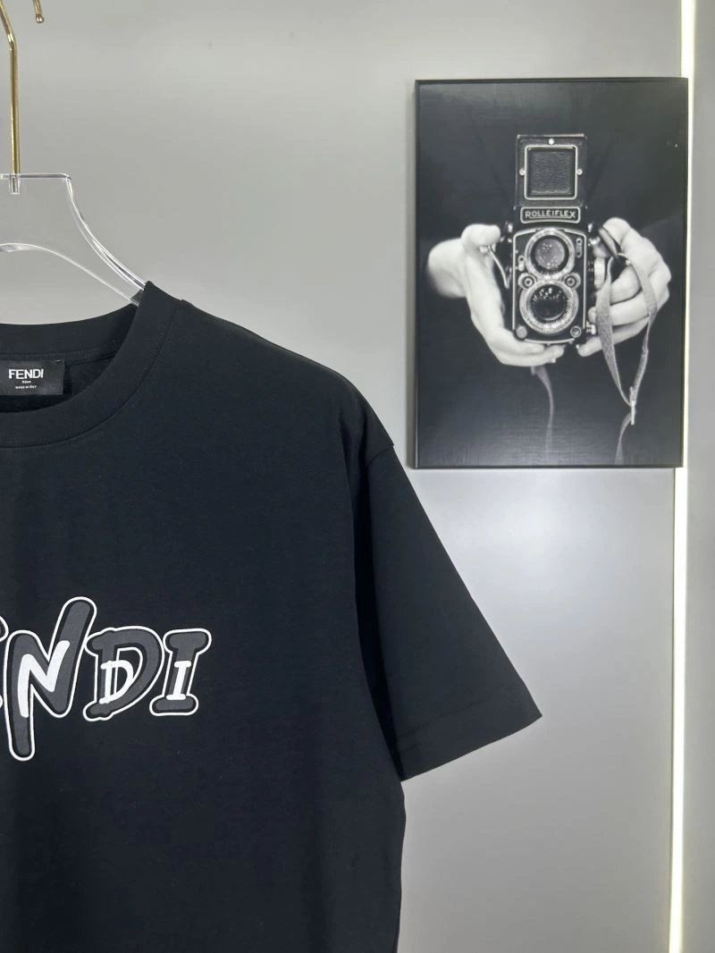 Fendi T-Shirts WrinkleFree 123052