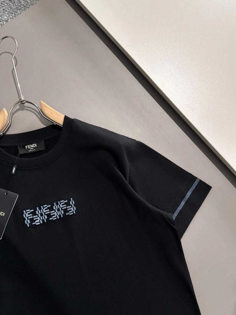 Fendi T-Shirts NewStyle 123032