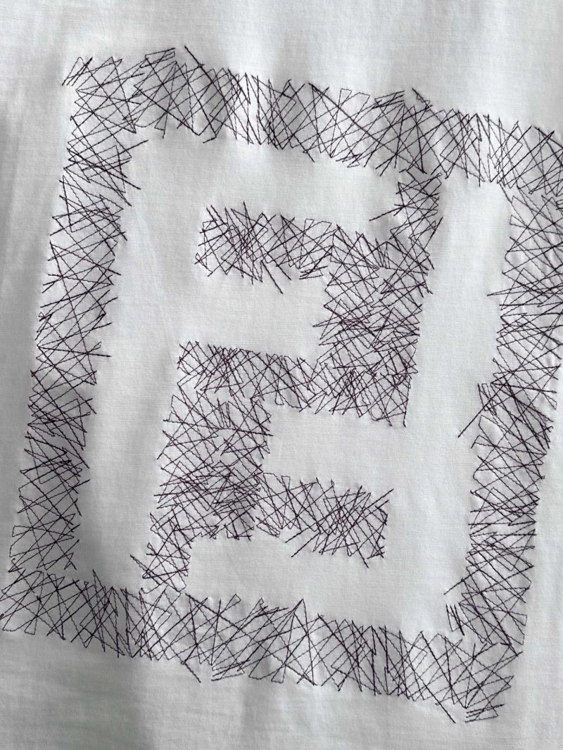 Effortless Fendi T-Shirts 123039
