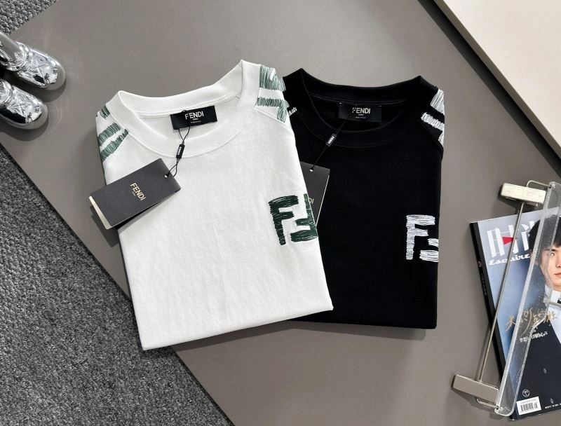 Fendi T-Shirts SoftTouch 123031