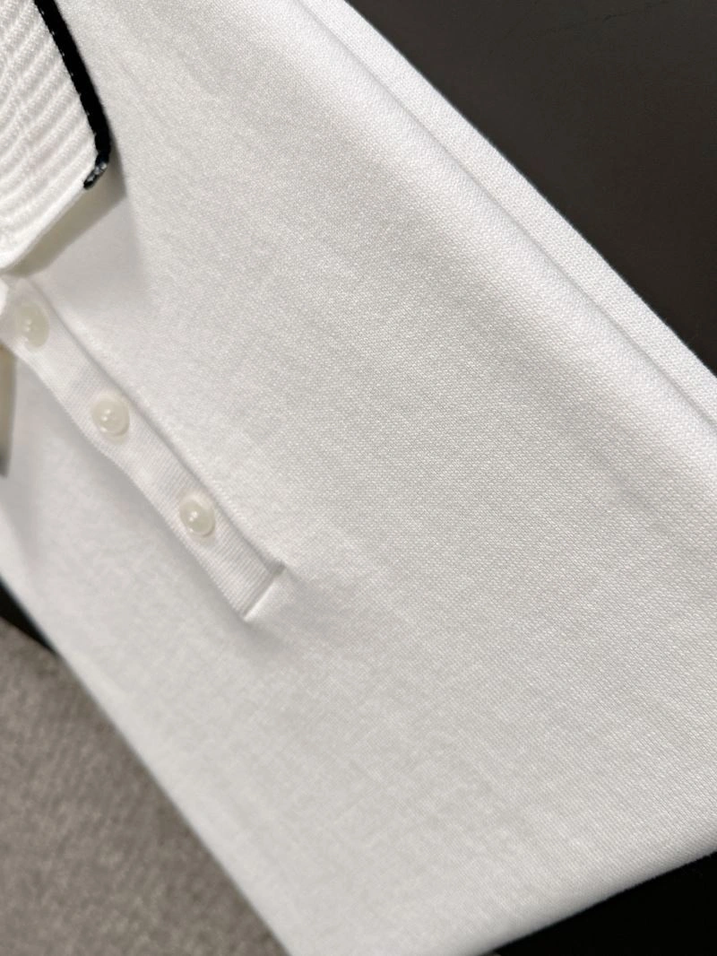 Breathable Fendi T-Shirts 123040