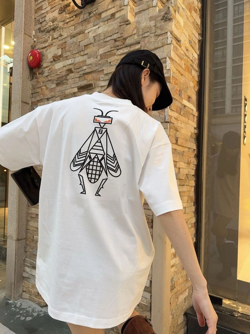 Fendi T-Shirts Minimalist 123007
