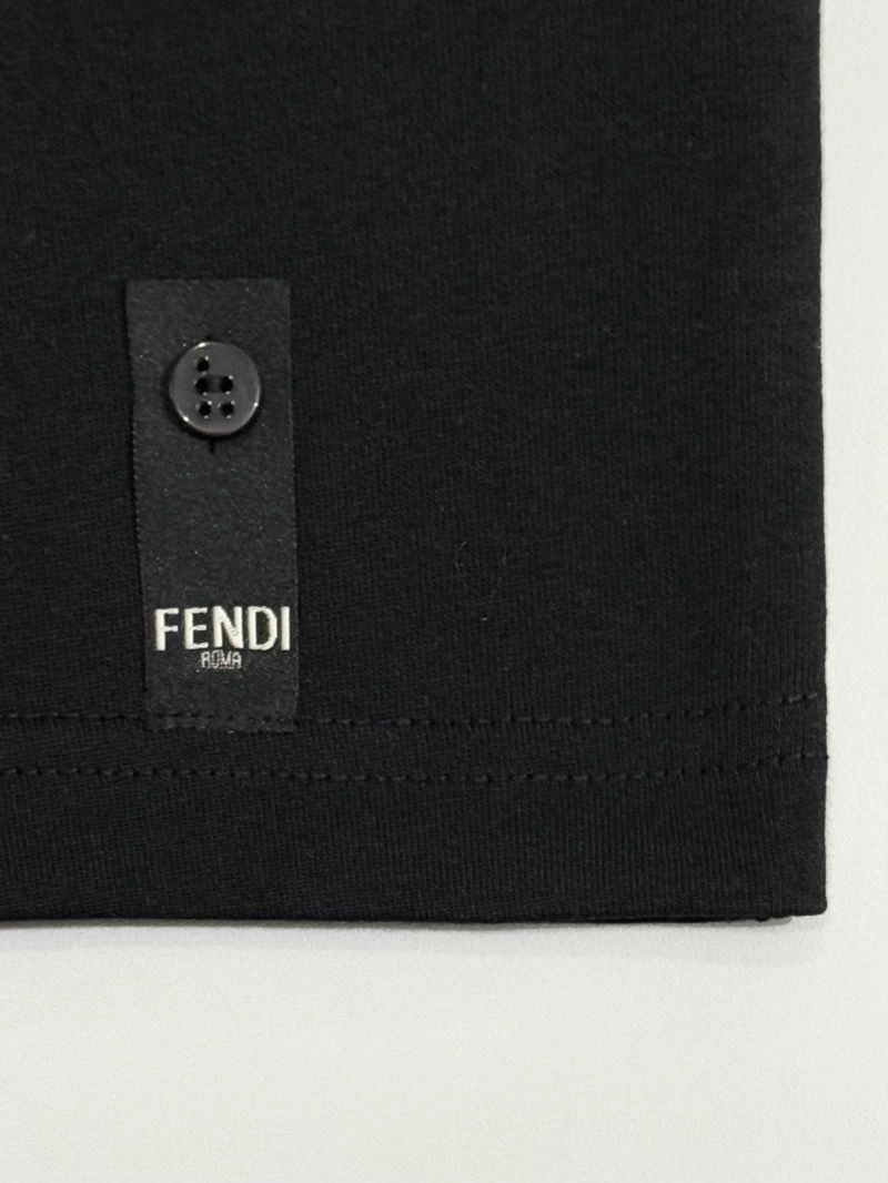 Fendi T-Shirts EasyMatch 123006
