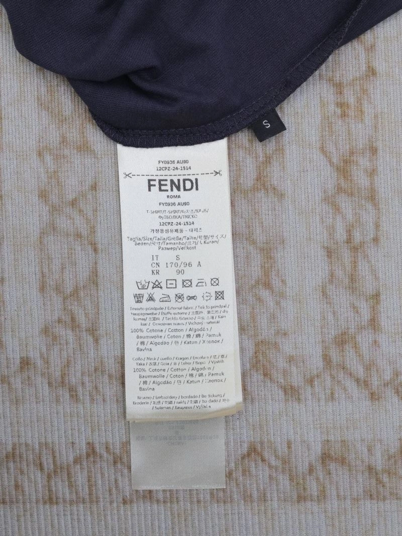 Fendi T-Shirts Compact 123004
