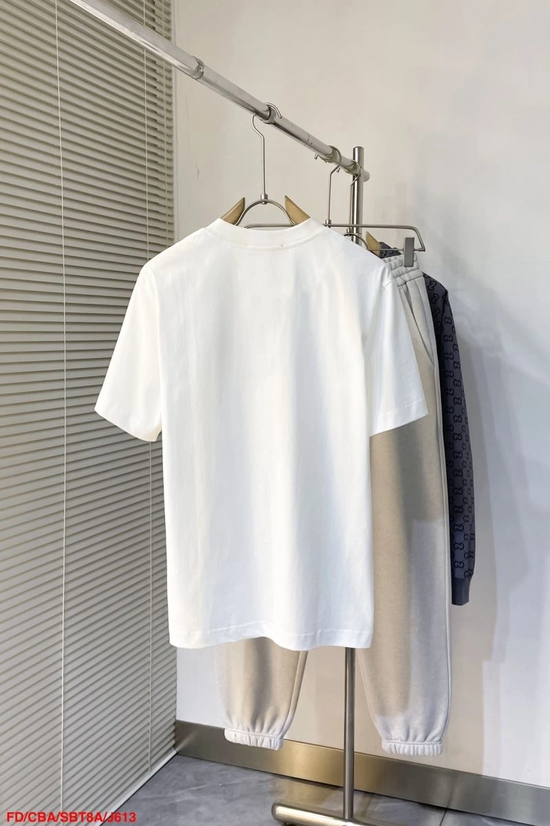 Fendi T-Shirts ComfortFit 123247