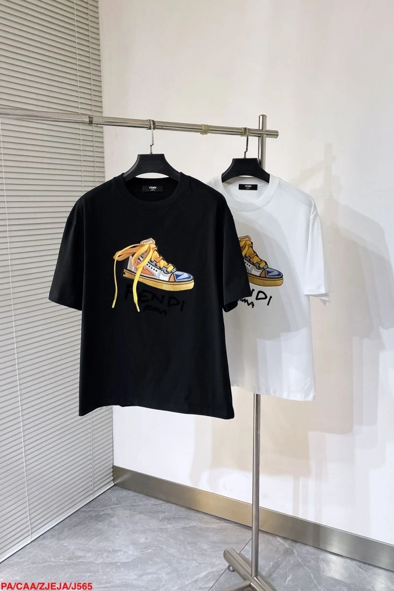 Fendi T-Shirts Bold 123240