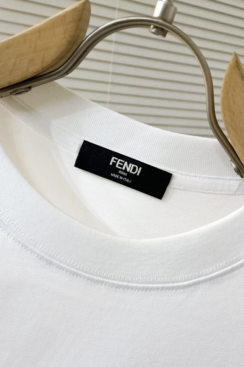 Fendi T-Shirts Bold 123240