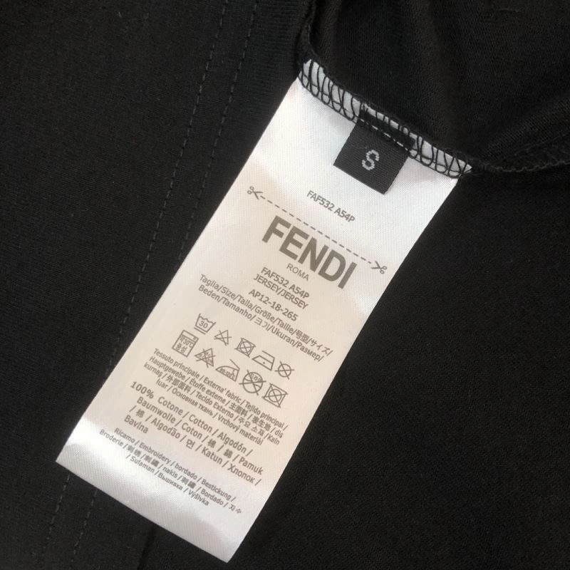 Fendi T-Shirts TechFriendly 123228