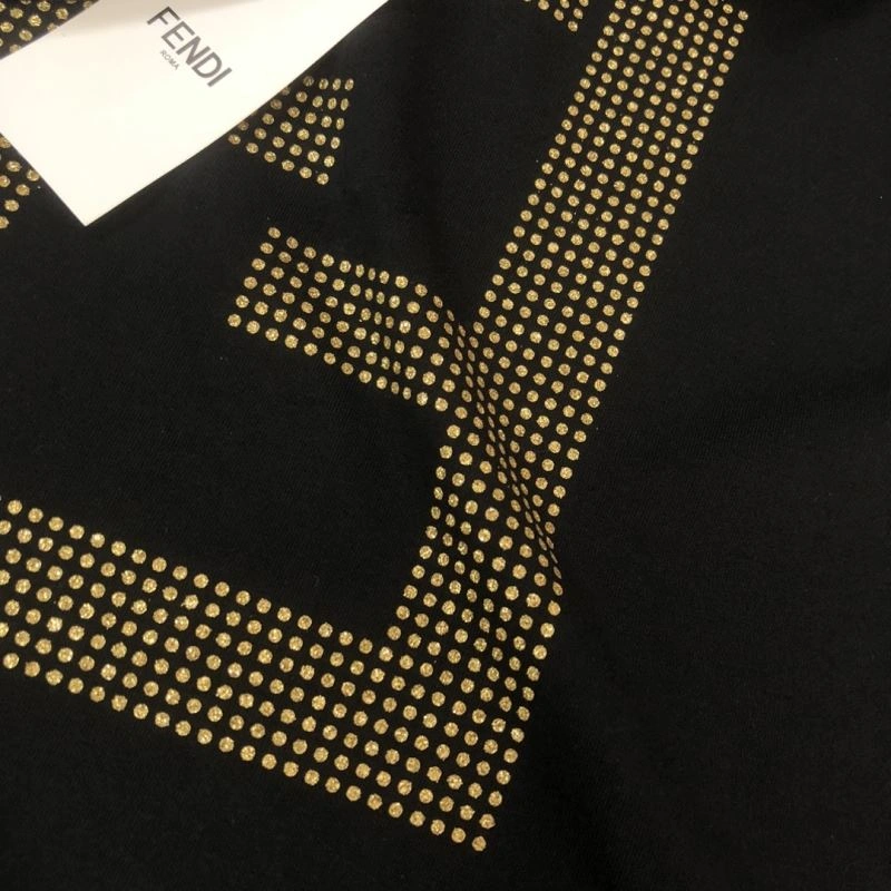 Fendi T-Shirts UrbanStyle 123225