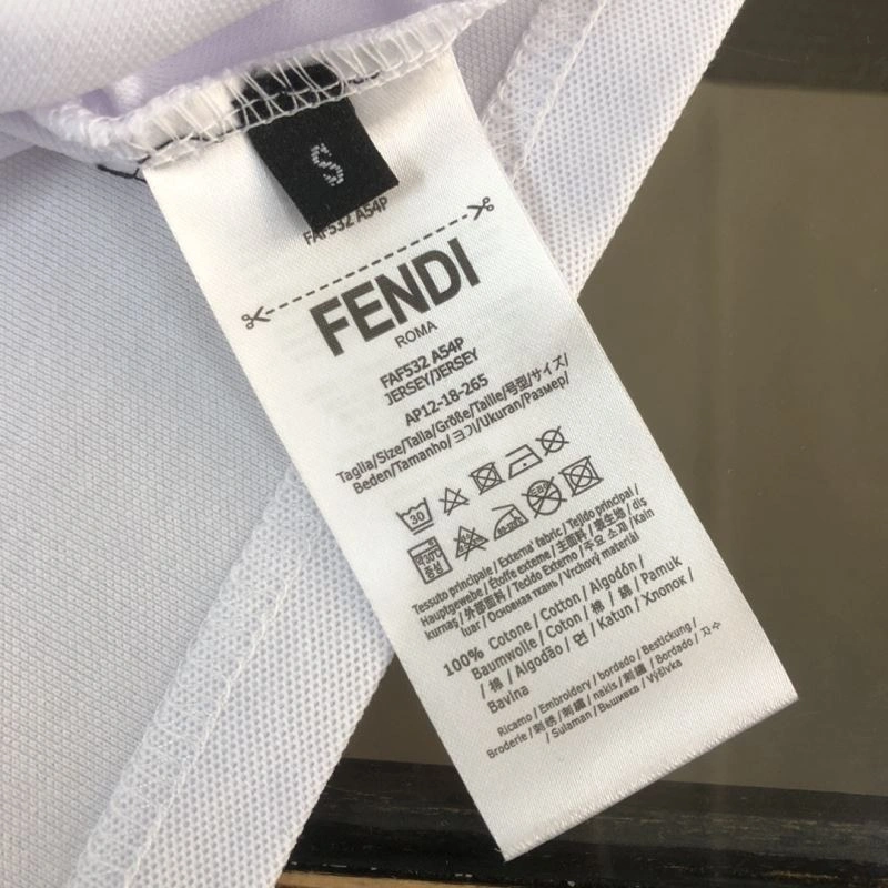 Fendi T-Shirts Contemporary 123217