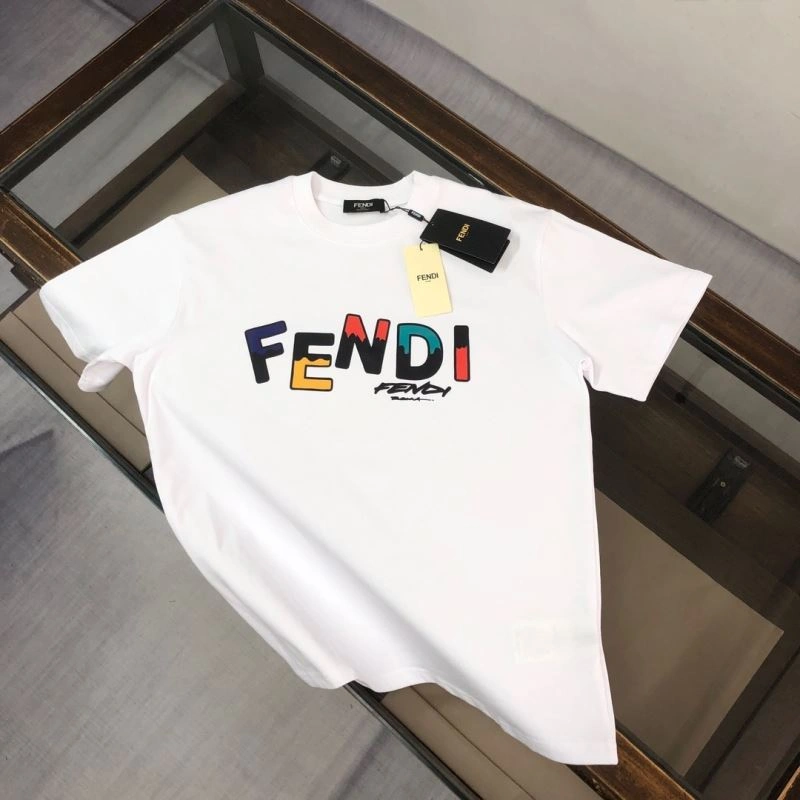 Fendi T-Shirts Sleek 123193
