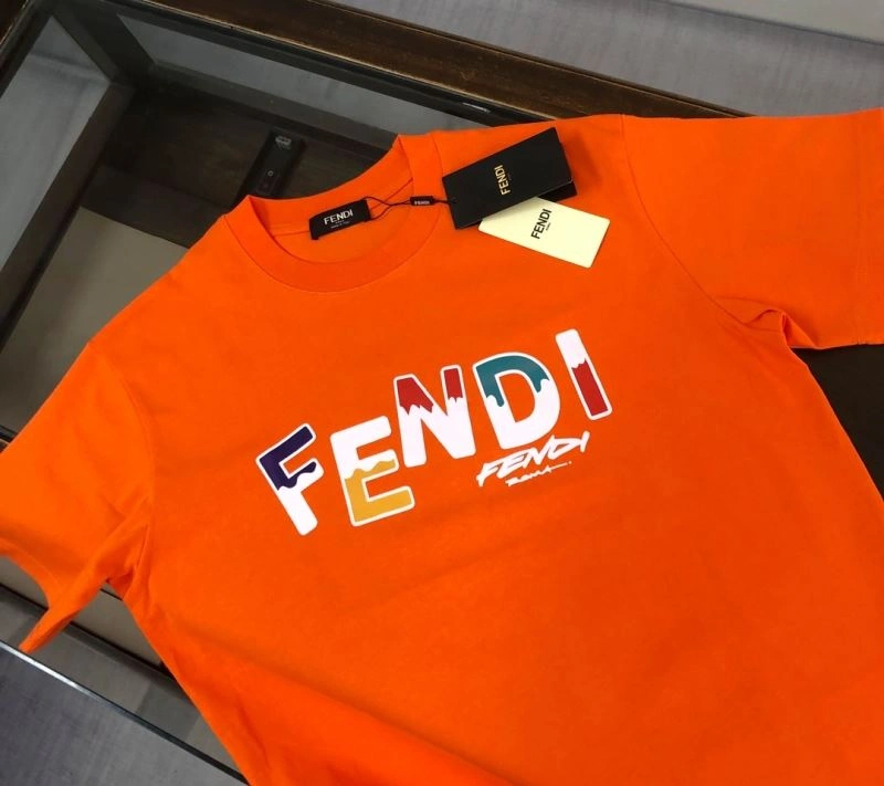 Fendi T-Shirts Breathable 123180