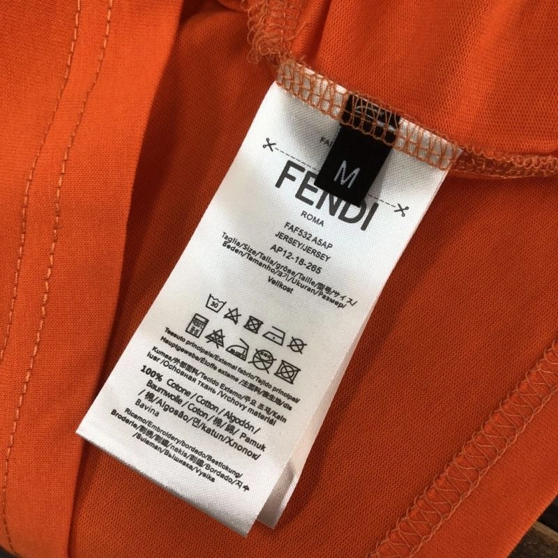 Fendi T-Shirts Breathable 123180