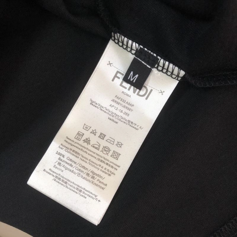 Tailored Fendi T-Shirts 123198