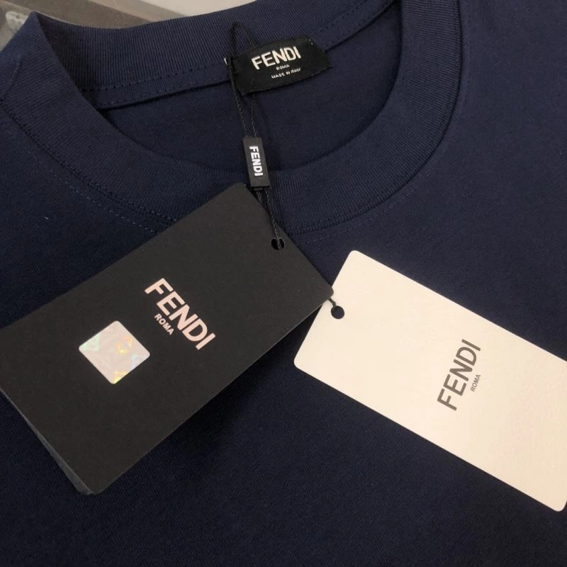 AllSeason Fendi T-Shirts 123181