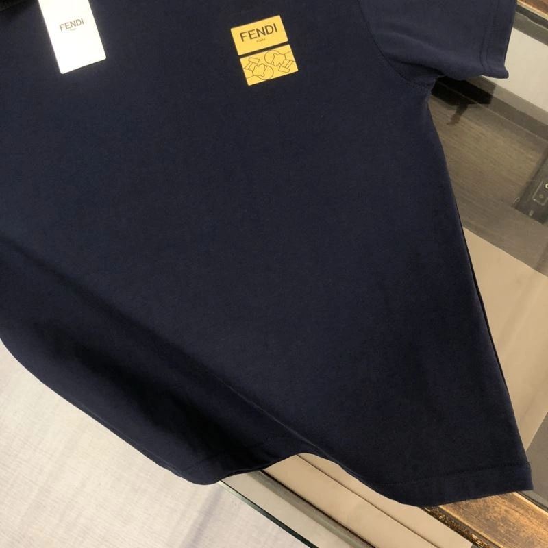 AllSeason Fendi T-Shirts 123181