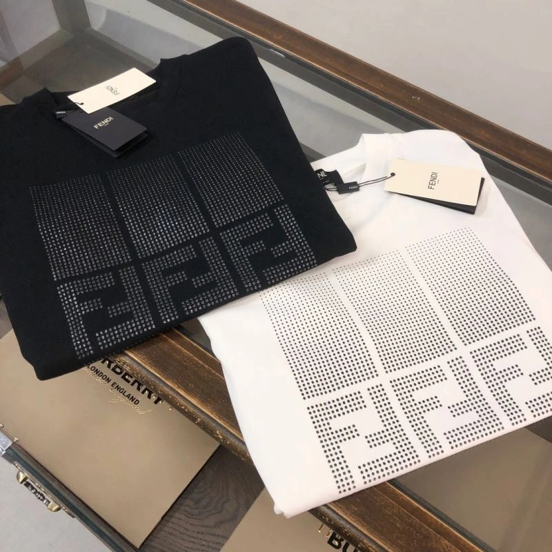 Fendi T-Shirts Comfortable 123205