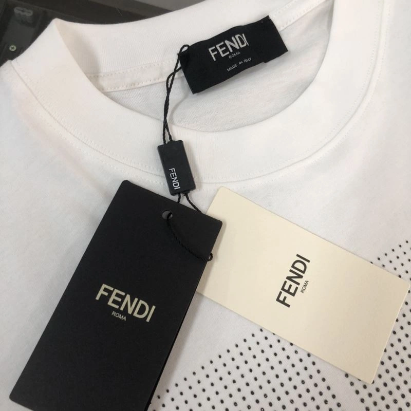 Fendi T-Shirts Comfortable 123205