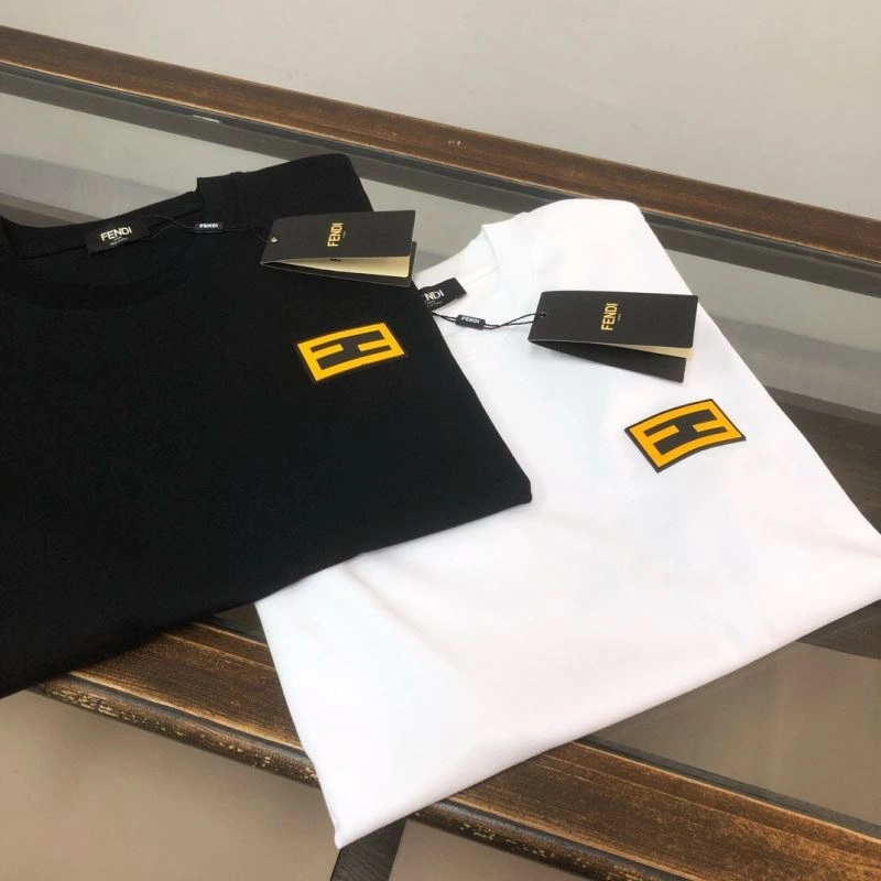 Effortless Fendi T-Shirts 123170