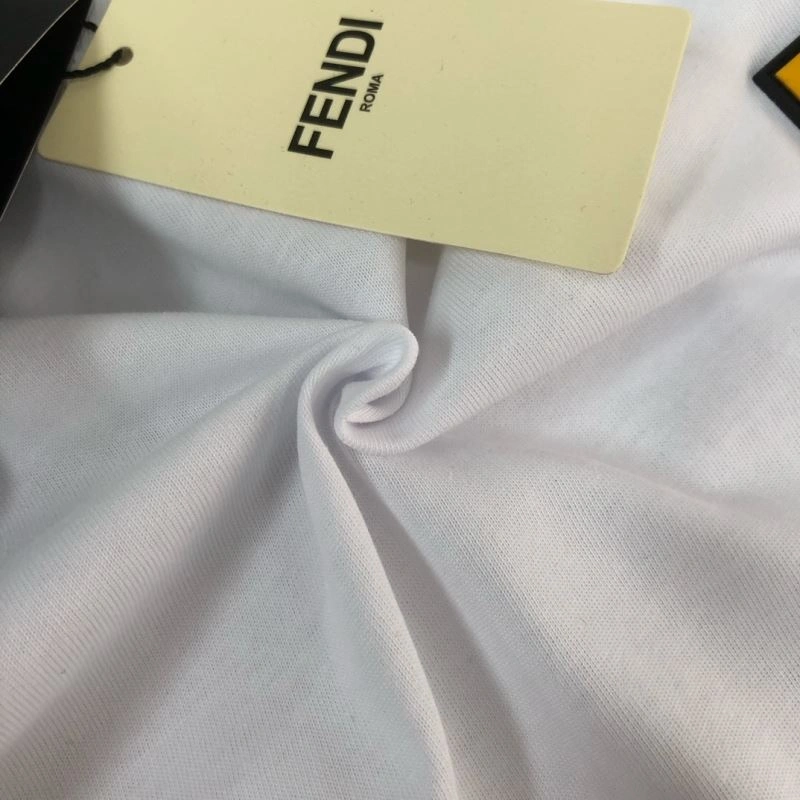 Effortless Fendi T-Shirts 123170