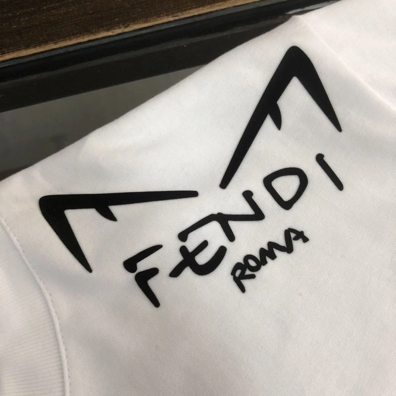 Sleek Fendi T-Shirts 123138
