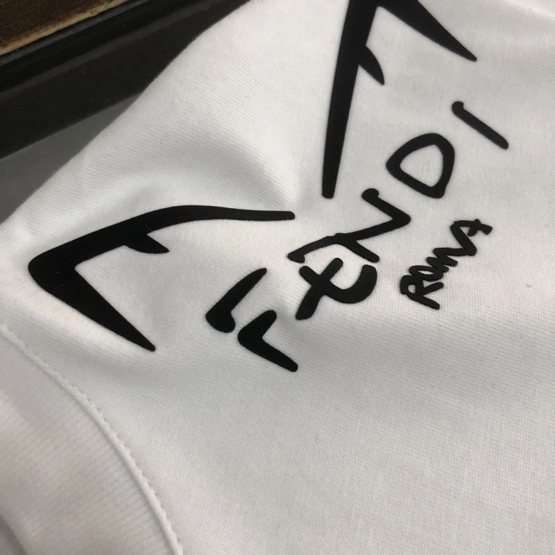 Sleek Fendi T-Shirts 123138