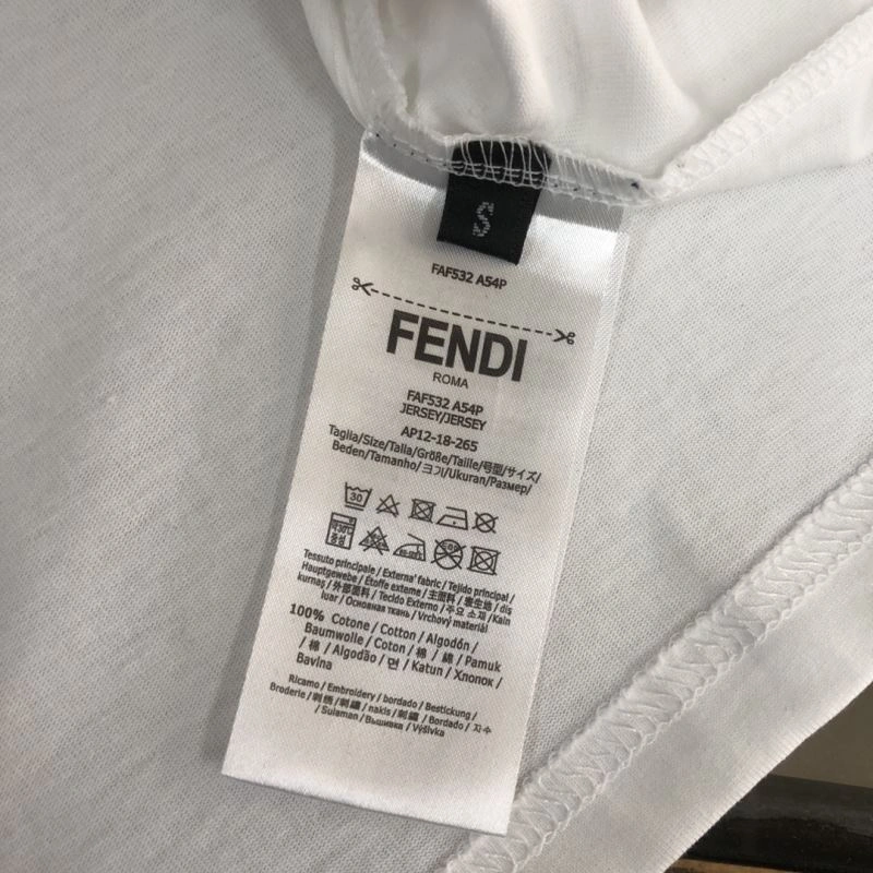 Sleek Fendi T-Shirts 123138