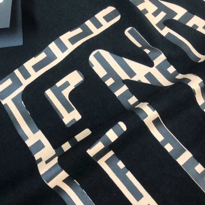 Fendi T-Shirts Functional 123143