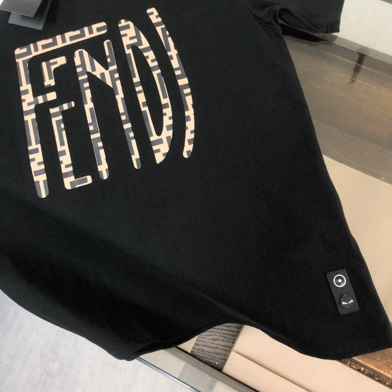 Fendi T-Shirts Functional 123143