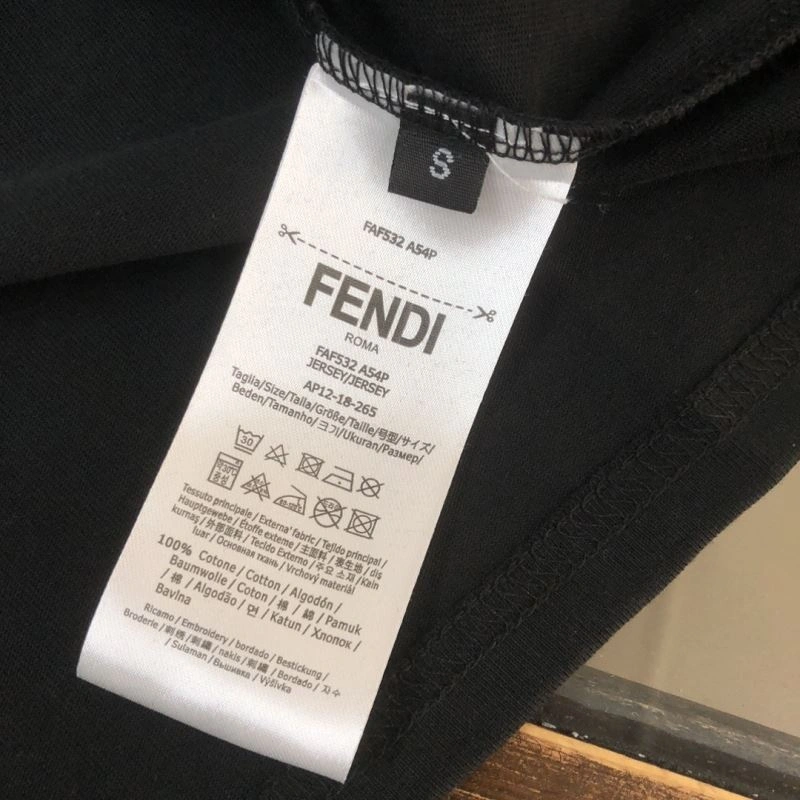 Fendi T-Shirts Functional 123143