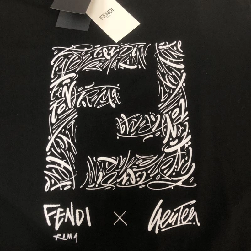 Fendi T-Shirts MultiPurpose 123160