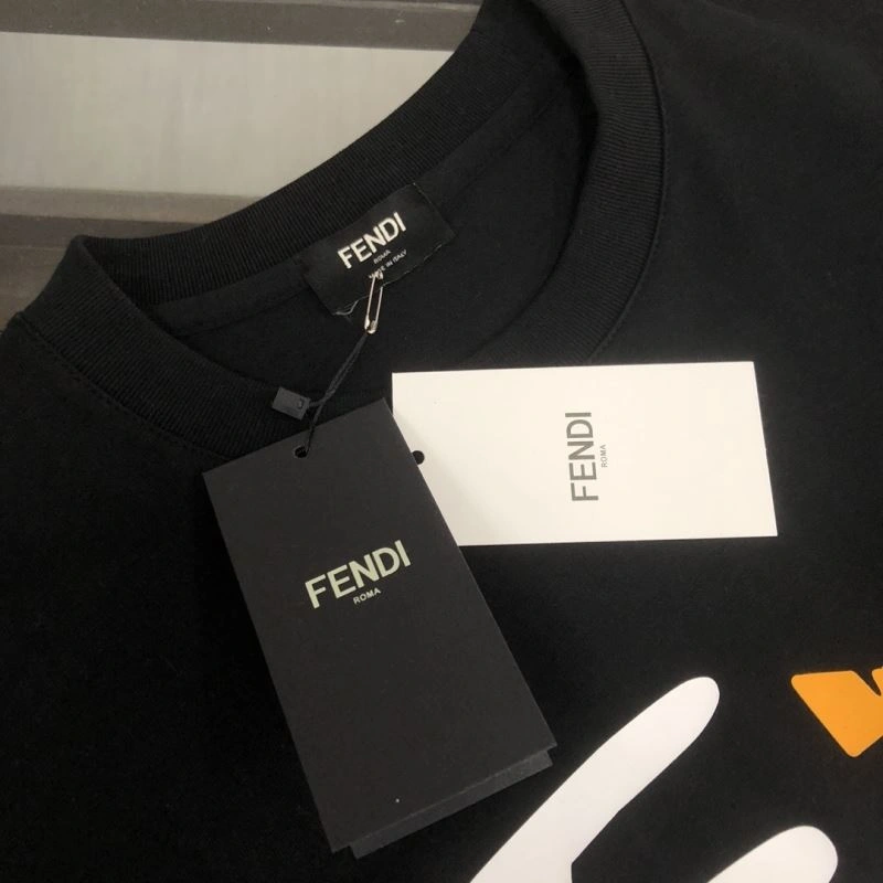 Practical Fendi T-Shirts 123157