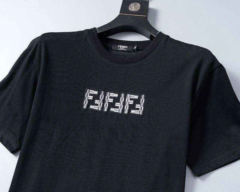 Comfortable Fendi T-Shirts 120379