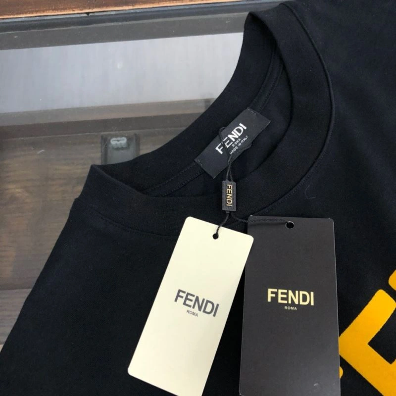 Flexible Fendi T-Shirts 122822