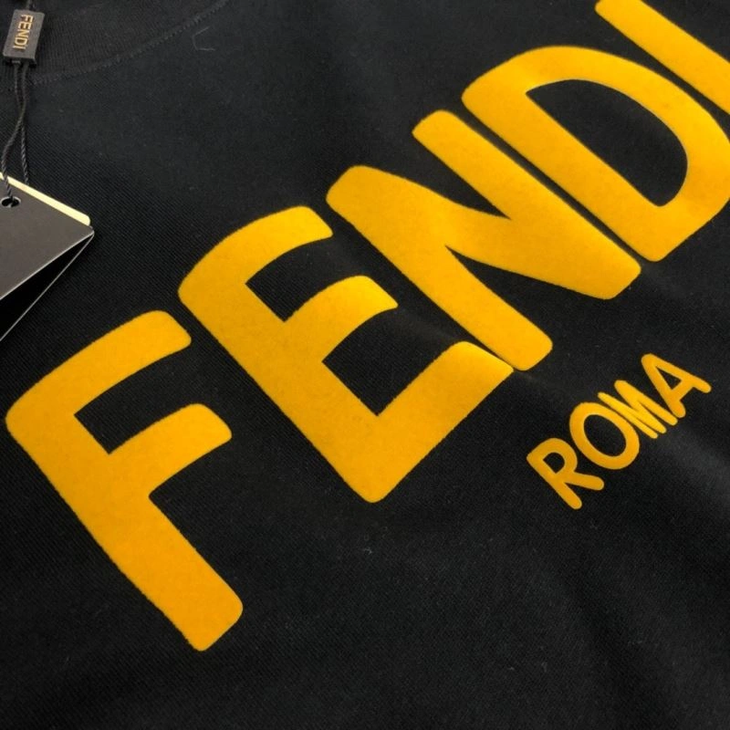 Flexible Fendi T-Shirts 122822