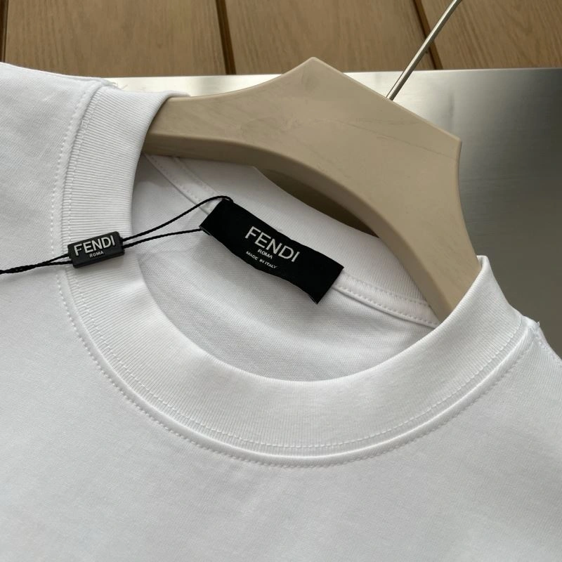 Premium Fendi T-Shirts 122803