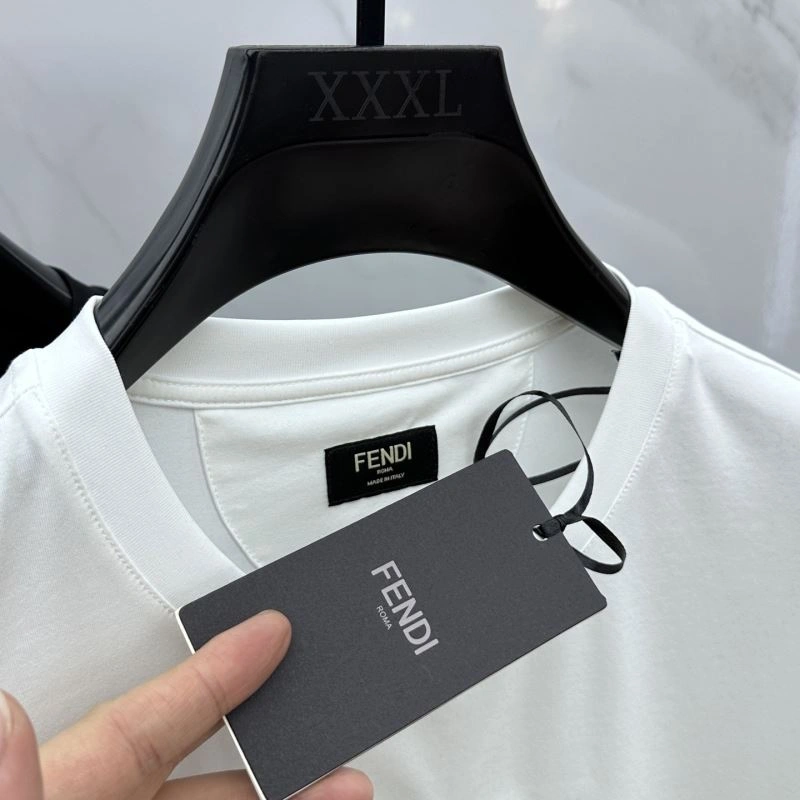 WrinkleFree Fendi T-Shirts 122797