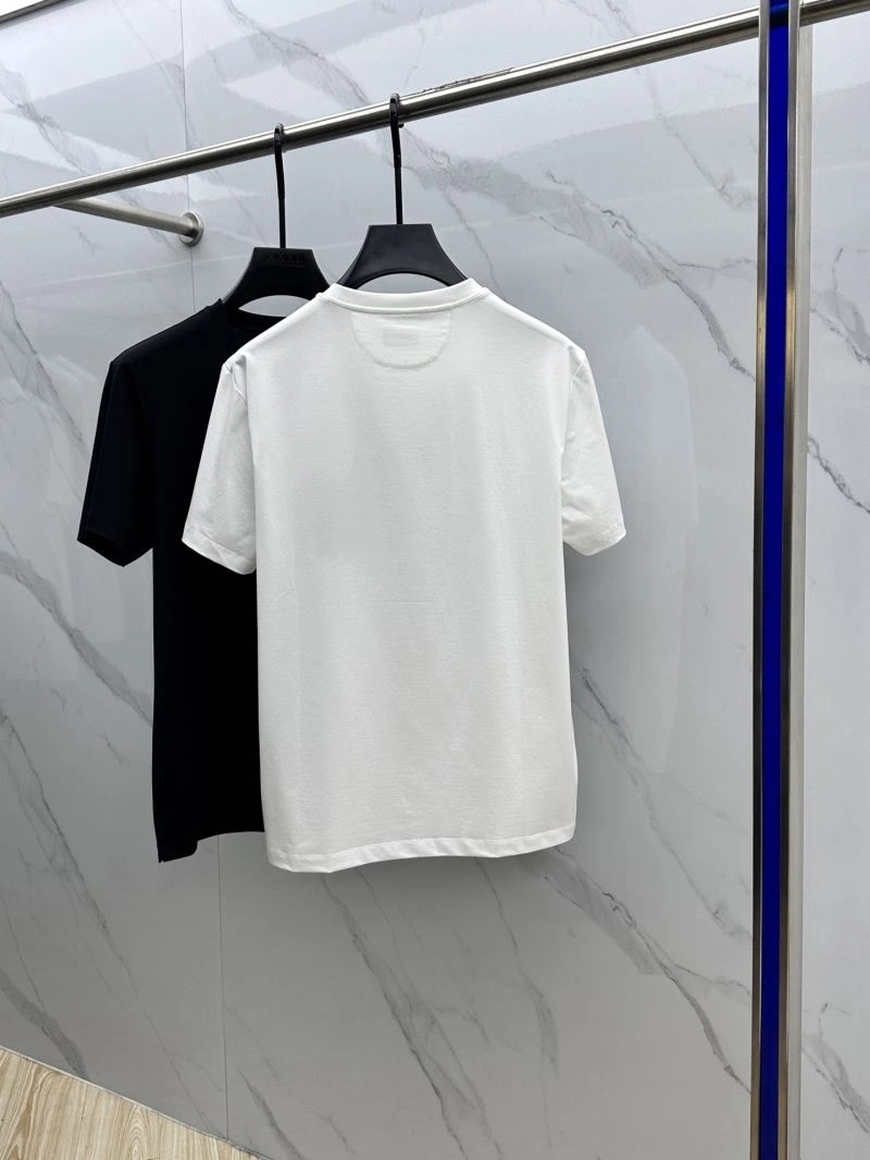 WrinkleFree Fendi T-Shirts 122797
