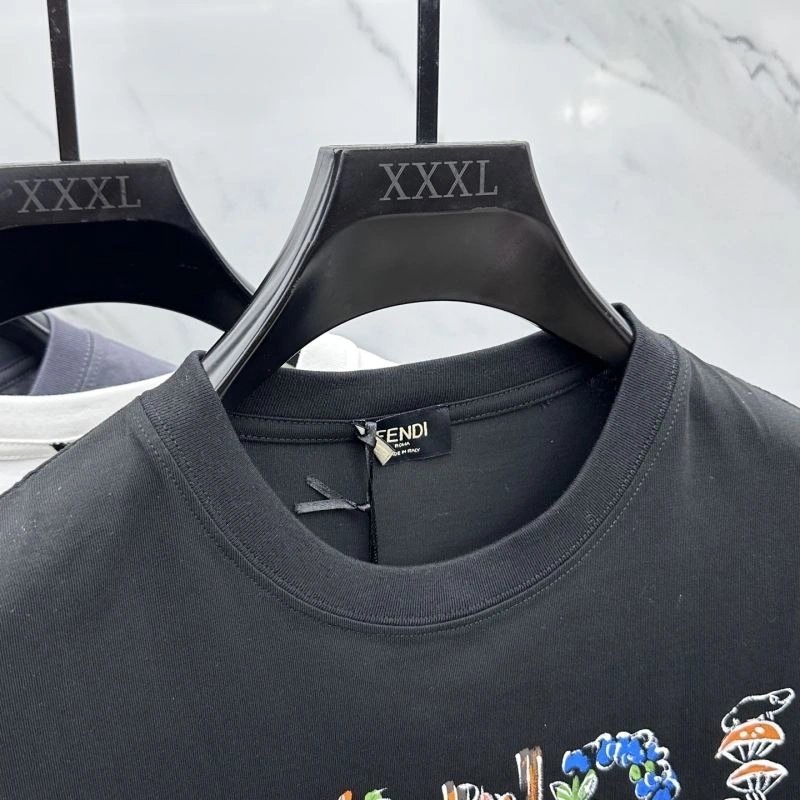 Lightweight Fendi T-Shirts 122796